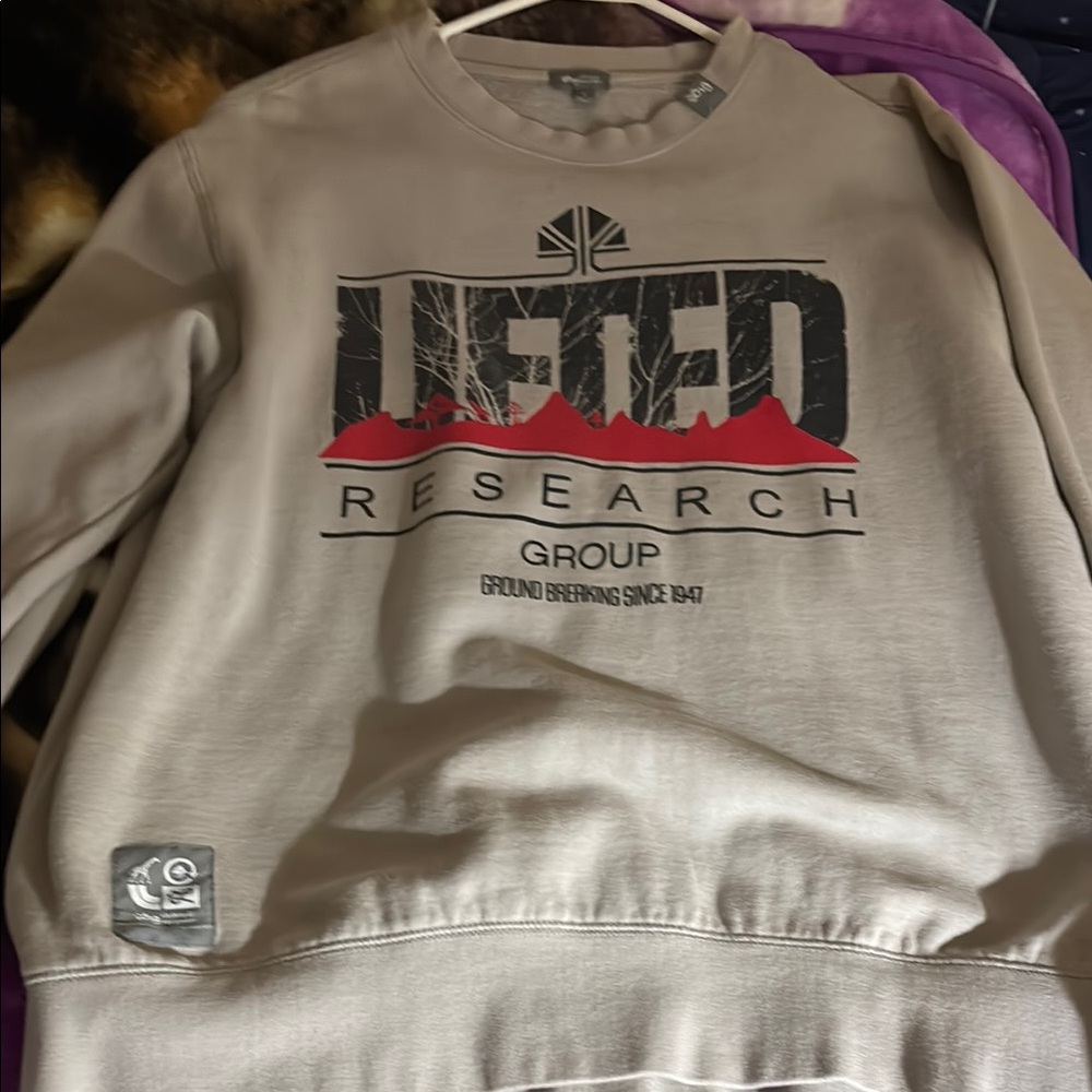 LRG Men's Crewneck Sweater in Gray and Black